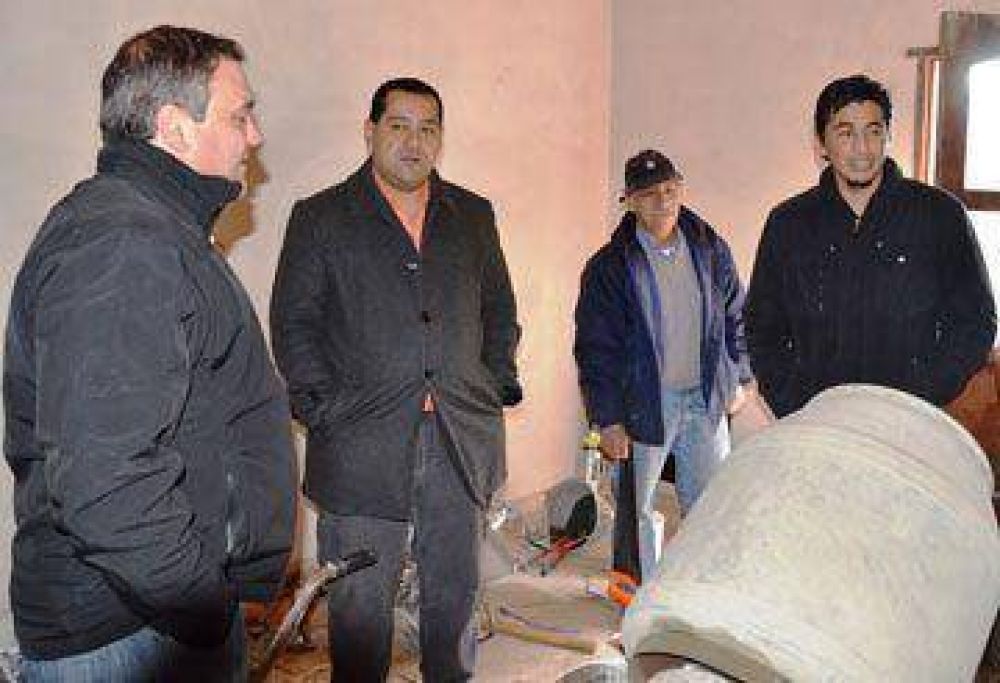 Recorren obras encaradas por el Municipio