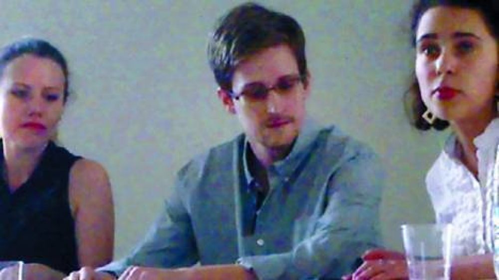 Snowden pide asilo a Rusia para venir a Latinoam�rica