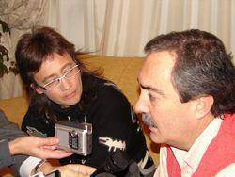 SORPRESA Y MALESTAR: R�os gotear� solo el 50% de la coparticipaci�n a trav�s del BTF