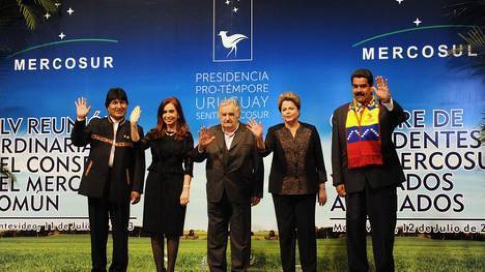 Para Mujica, hay progresistas cuyo ��rgano m�s sensible sigue siendo el bolsillo�