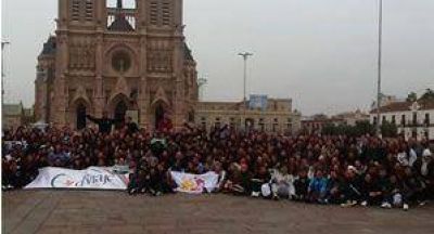 San Juan rumbo a R�o: los j�venes renuevan su fe en Luj�n
