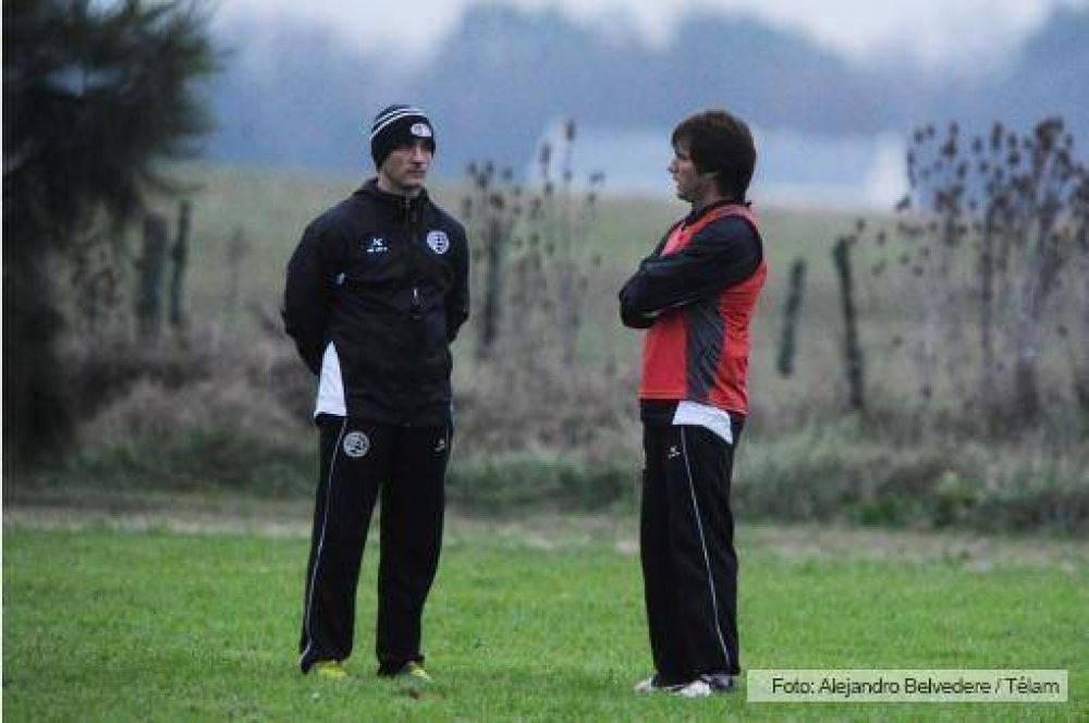 Barros Schelotto: �Con Jorge Ortiz y Somoza reemplazaremos a Pizarro�