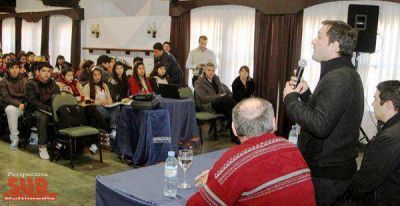 Se lanz� en Berazategui el programa Promotores ambientales