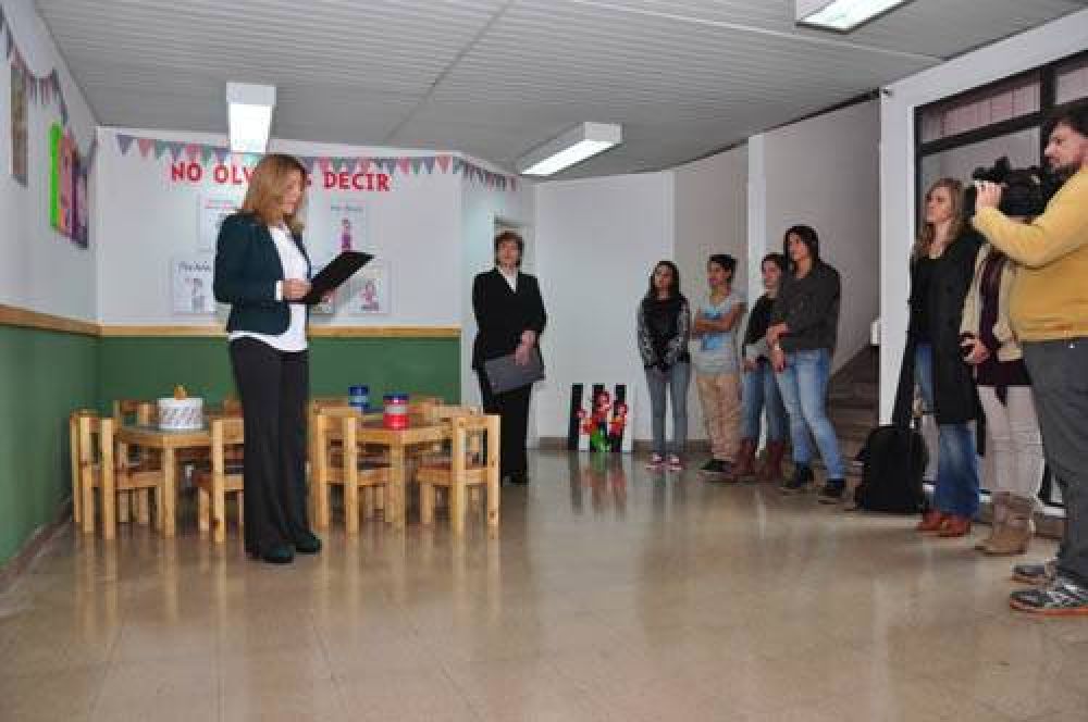 En el Hospital San Felipe inauguraron un taller de arte para los ni�os internados