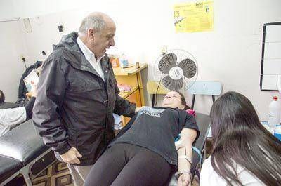 Acci�n solidaria en Centro de Salud