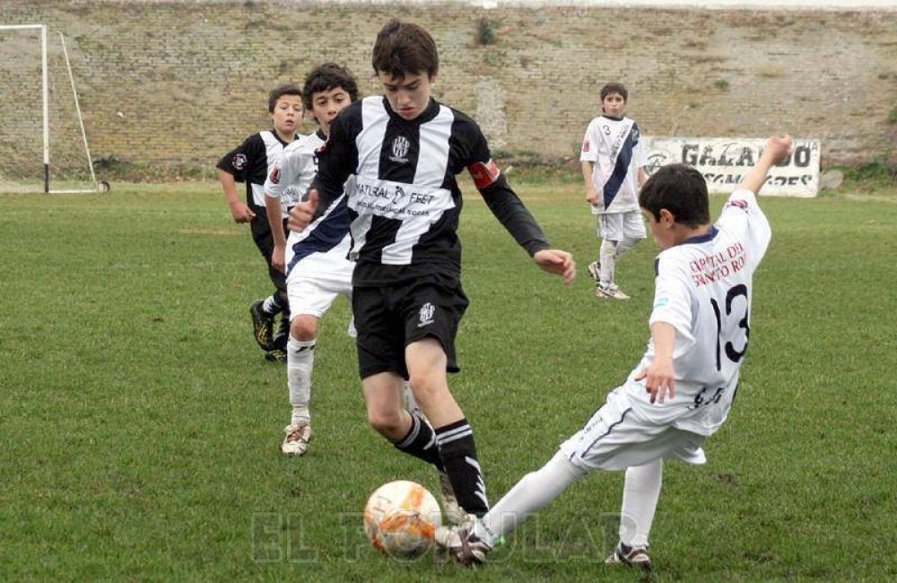 Estudiantes y Embajadores son campeones del torneo "Apertura"