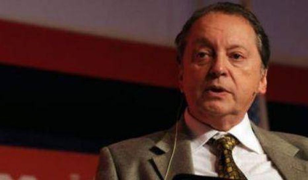 "Si la UCR no se recompone, debe ser sustituida"