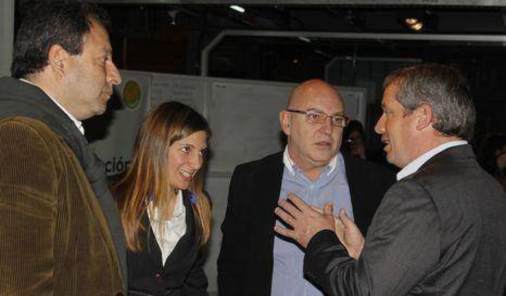 Riachuelo: Monz� llam� a cumplir el pedido de la Corte