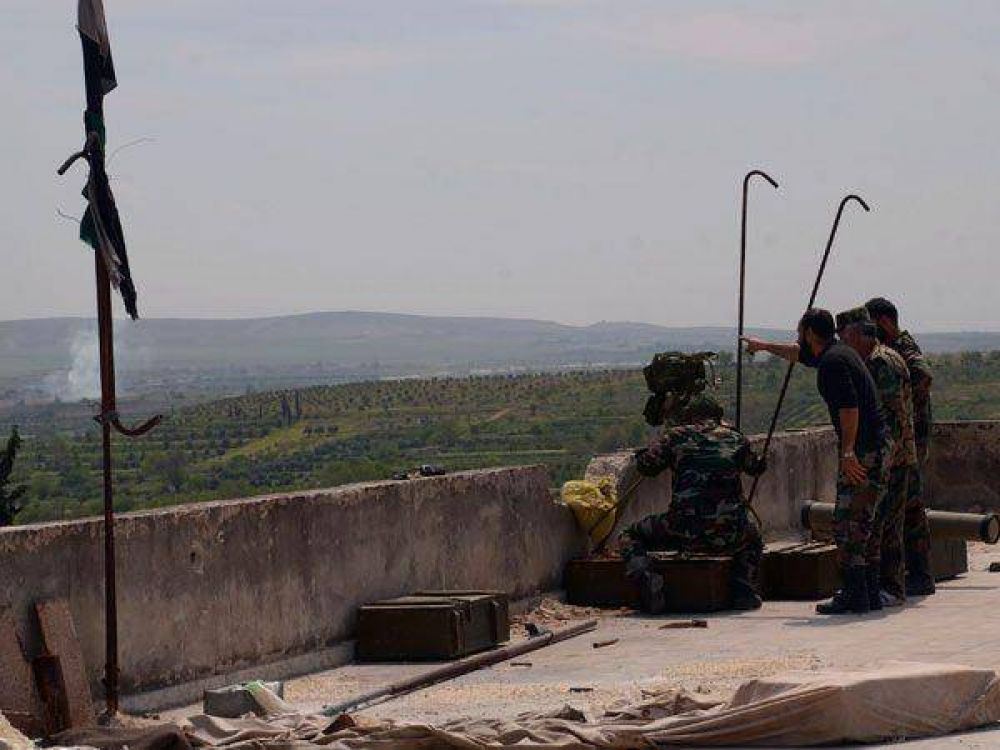 Ej�rcito sirio secuestr� a 200 personas en una mezquita