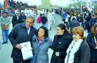 En su aniversario, Sapag anunci� obras y novedades para Zapala