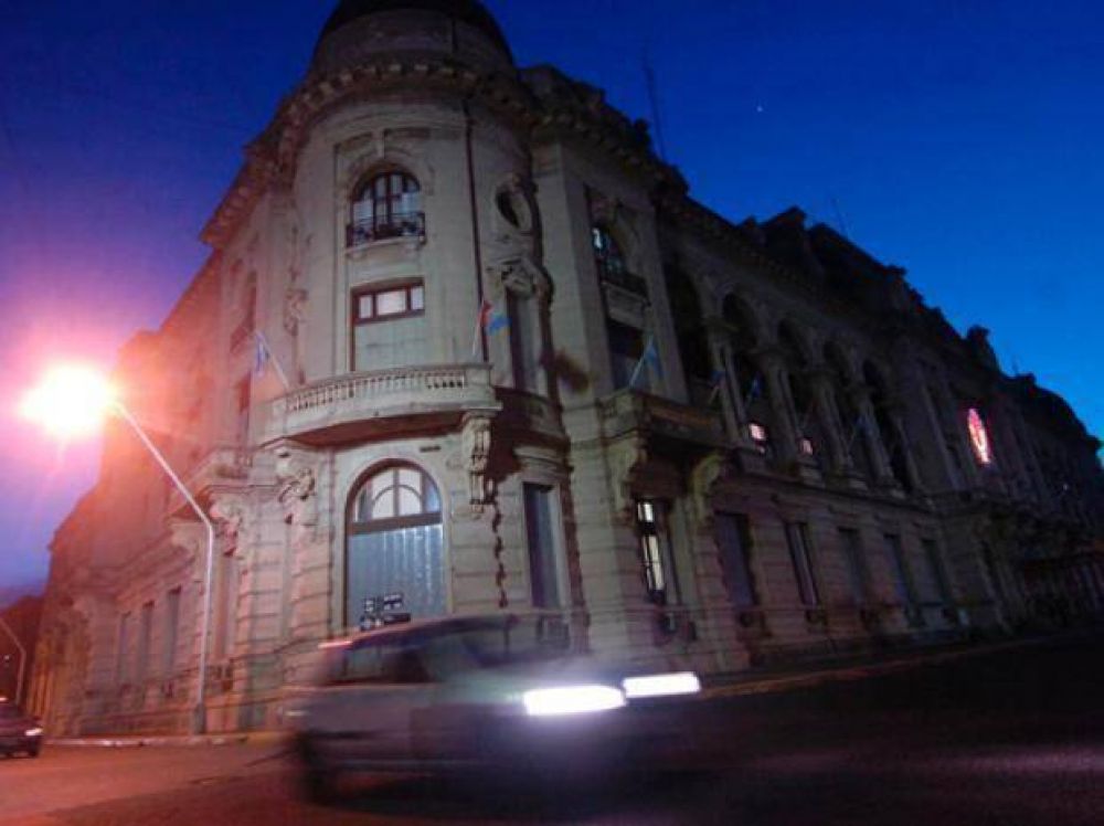 La provincia se obliga a ahorrar agua y energ�a en sus edificios y oficinas p�blicas