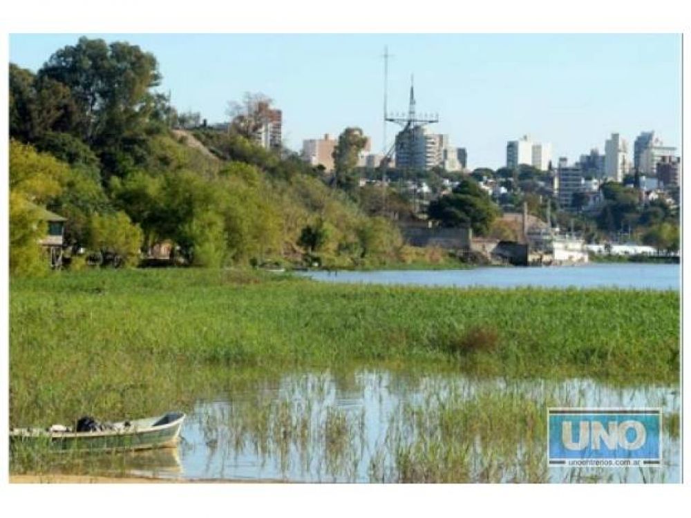Baja la proyecci�n del pico de la creciente del Paran�