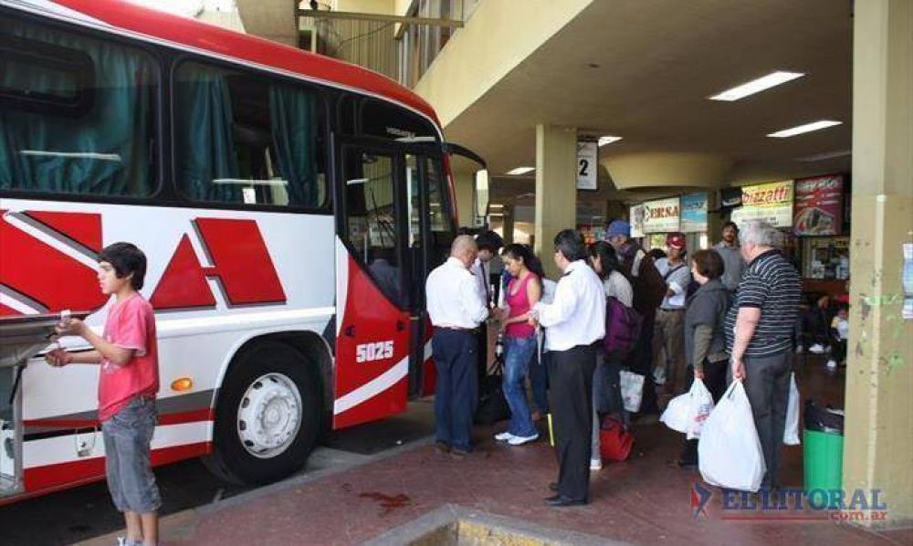 El transporte de media distancia y los minibuses alistan subas para esta semana