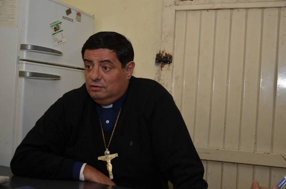 Miguel Santurio sigue detenido y ma�ana lo llevar�n a Misiones