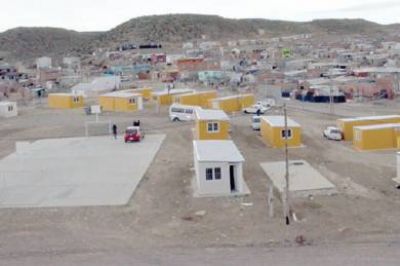 Soluci�n habitacional a dos familias que permanecieron evacuadas en el temporal