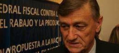 Binner dijo que Reutemann no puede caminar tranquilo por Santa Fe 