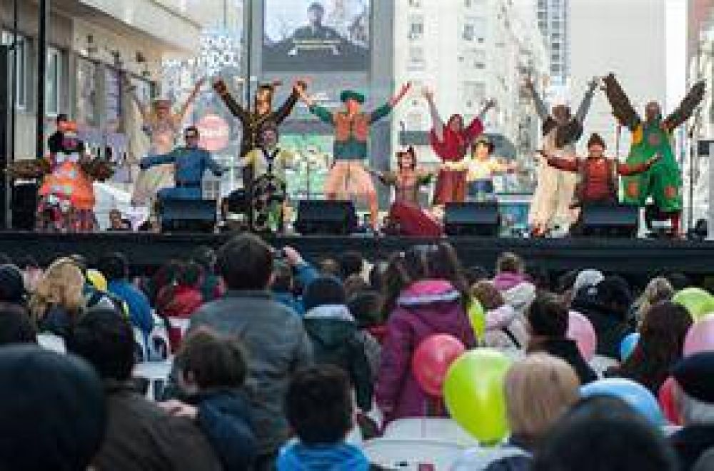 Las espect�culos de las vacaciones de invierno animaron la calle Corrientes