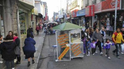 Tr�nsito y personas convivir�n en 5 cuadras