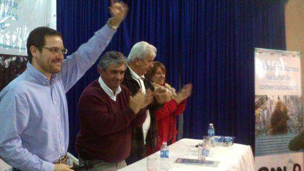 Intendentes y productores K promueven la regulaci�n estatal del mercado agropecuario