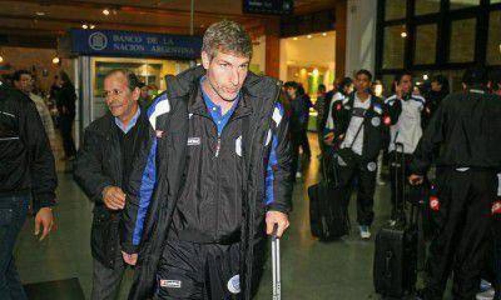 El plantel de Godoy Cruz parti� a Buenos Aires para seguir con la pretemporada