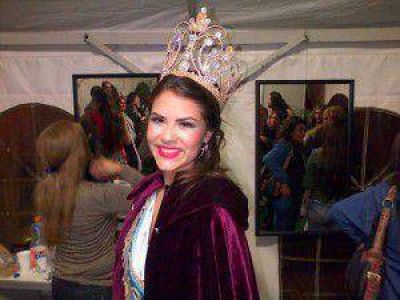 Agustina Dionisi fue coronada Reina Nacional del Pomelo