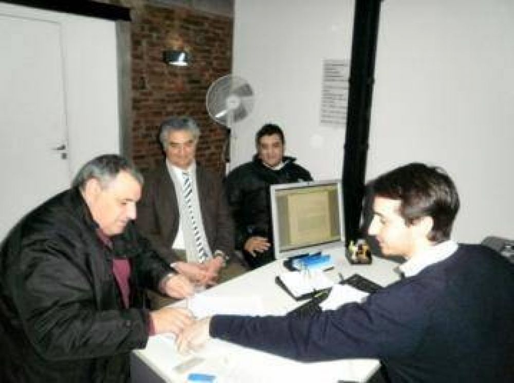 Recategorizaron a los t�cnicos del Hospital Pirovano