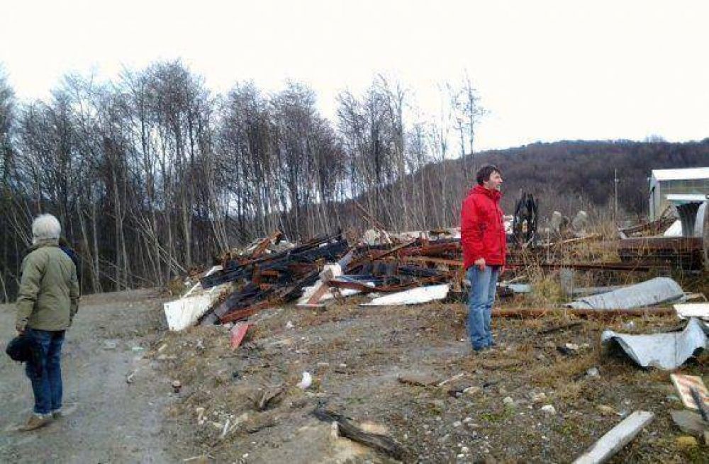 Advierten da�o ambiental en un predio industrial