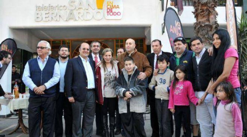 Salta recibi� con mucha emoci�n a los primeros turistas de la temporada de invierno