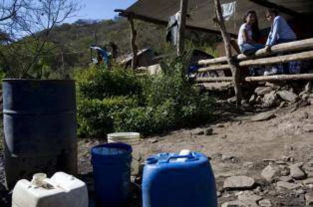 En Choromoro y los pueblos vecinos no hay m�s opci�n que beber agua contaminada