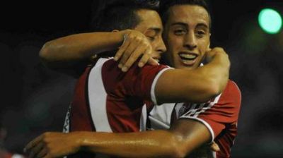 "La gente es mala con Funes Mori, no saben nada de f�tbol"