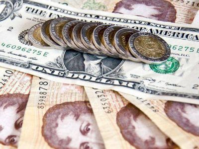 Pese a las presiones del Gobierno, se disparan el d�lar libre y el "liqui"