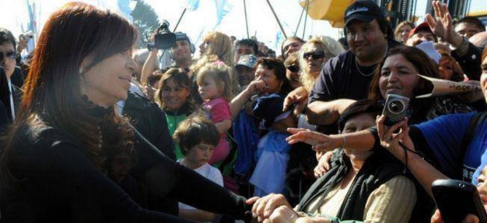 �Cristina deja el luto?