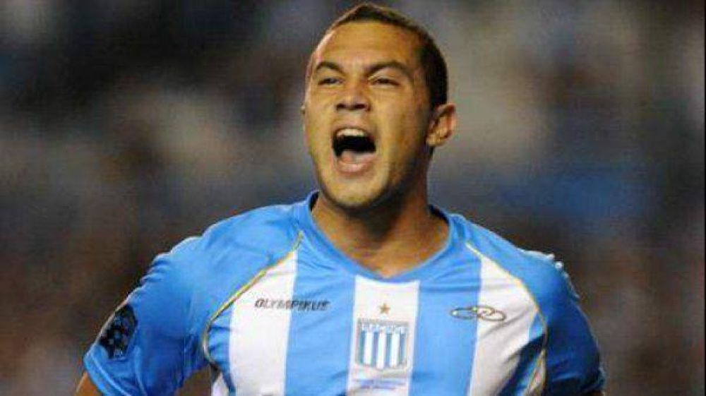 Una baja para Racing: Fari�a jugar� en el Benfica