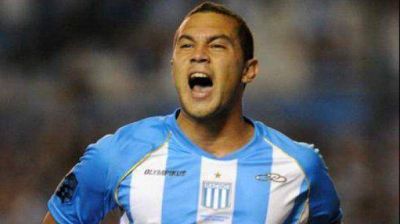 Una baja para Racing: Fari�a jugar� en el Benfica
