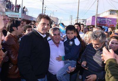 Massa empez� por Malvinas Argentinas