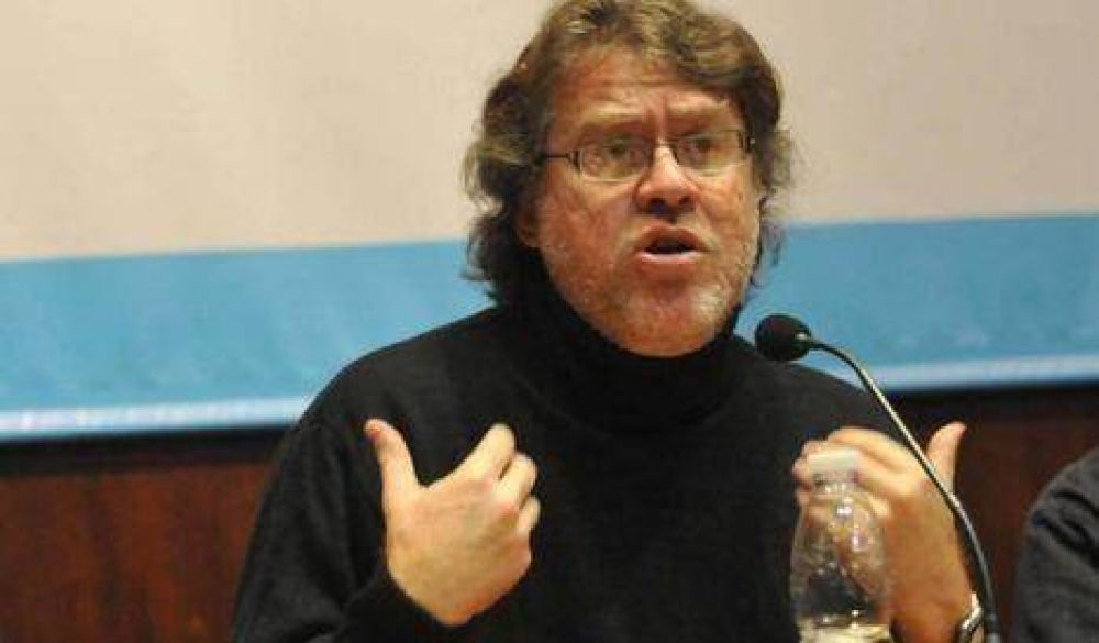"La oposici�n no llega ni a los talones de Cristina"