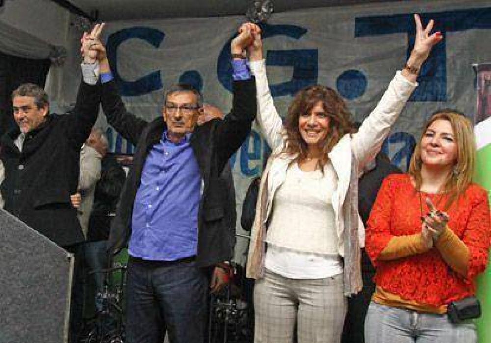 Actos de campa�a de la CGT Regional en Avellaneda y Lan�s