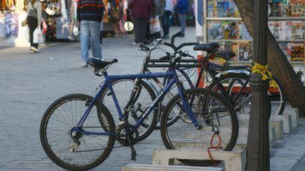El Centro tiene sus bicicleteros