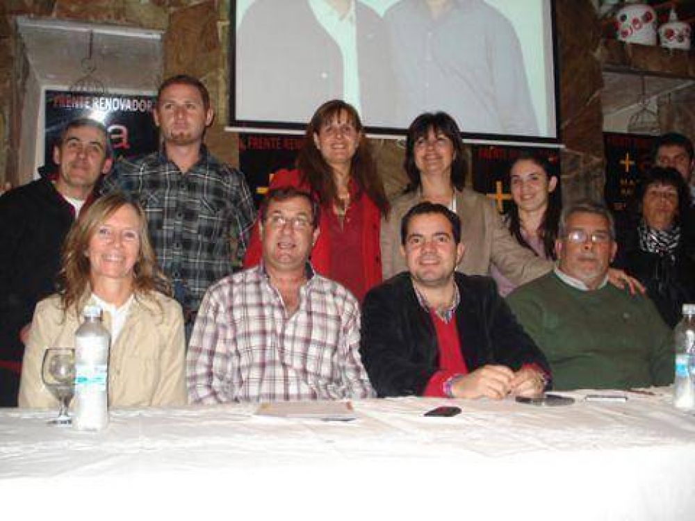 El massismo present� su lista de candidatos a concejales