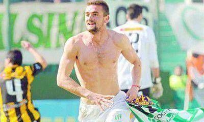 Si pasa la revisi�n m�dica, Cristian Garc�a se convertir� en jugador del Tomba