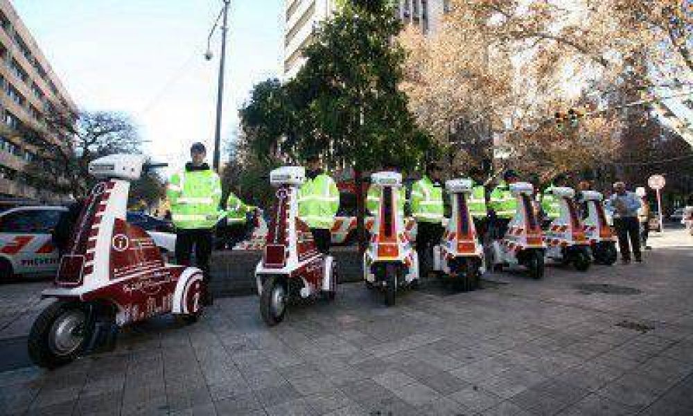 Fayad compr� ocho triciclos el�ctricos para mejorar la seguridad ciudadana