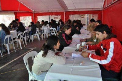 Se realizaron las inscripciones definitivas para el programa Ellas Hacen