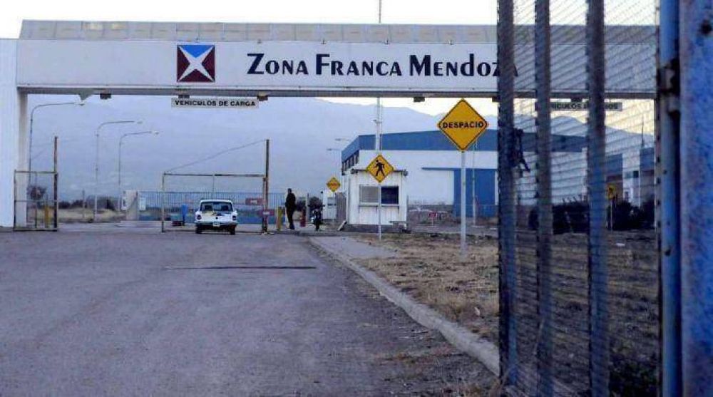 Roban generadores el�ctricos de la Zona Franca en Luj�n