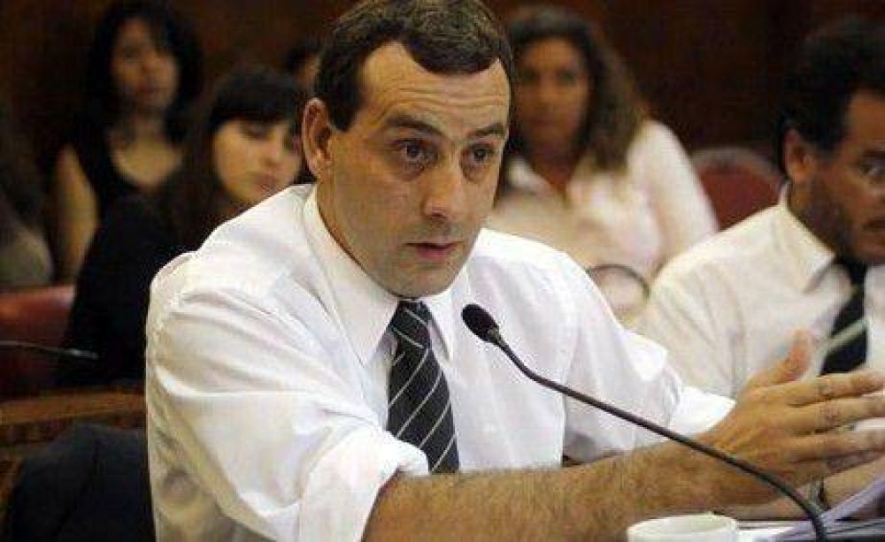 Partidos pol�ticos firmar�n acuerdo para no ensuciar la ciudad durante la campa�a