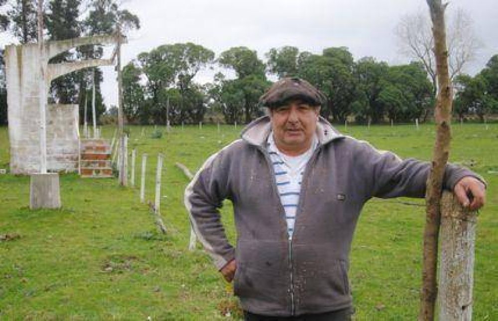 Ya trabajan en la Jineteada del D�a de la Tradici�n en el campo �Mate Amargo�