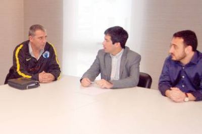 Analizan el plan de inversi�n de obras e incorporaci�n de personal con YPF