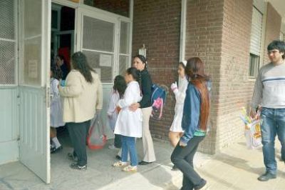 El lunes 22 se reinician las clases en Chubut tras el receso invernal