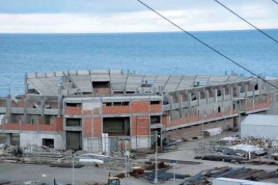 Di Pierro gestiona la finalizaci�n del Estadio del Centenario