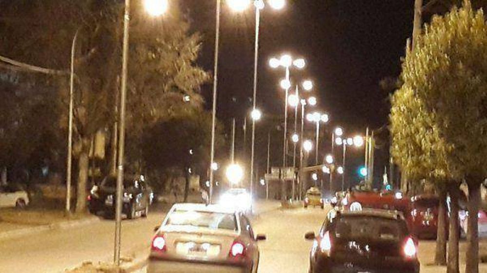 Inauguraron un nuevo sistema de iluminacin en la avenida Riobamba