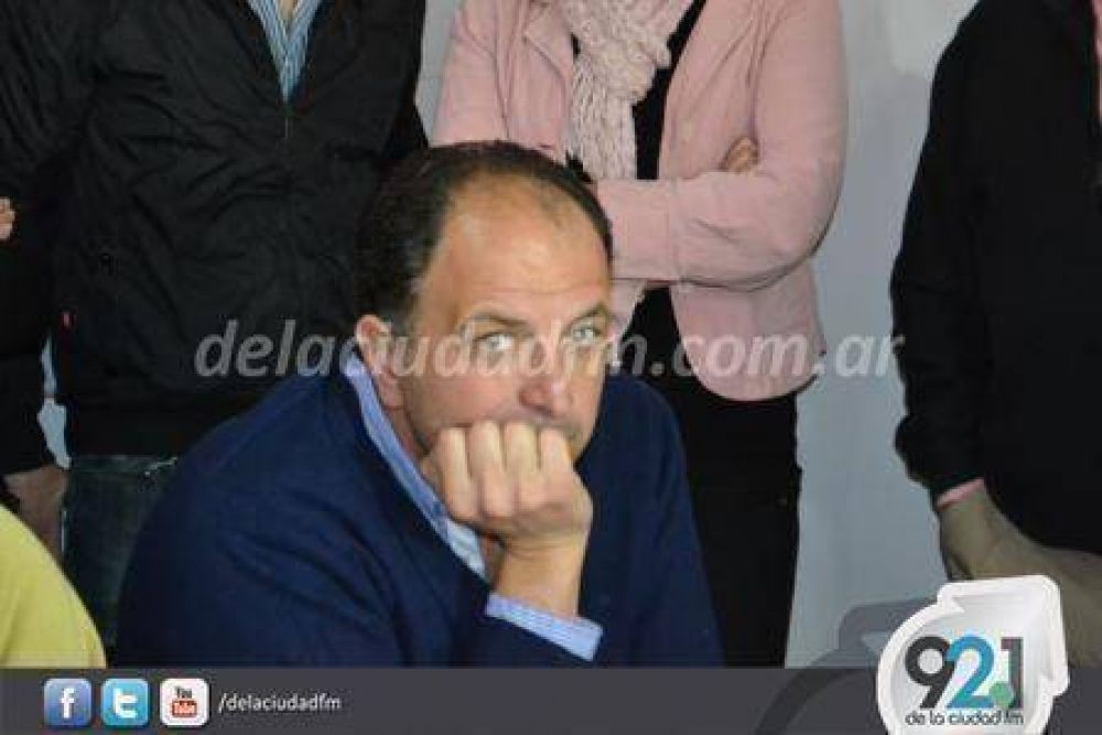 El candidato a legislador del FR, Pablo Garate, dijo 'no vamos a responder cr�ticas'